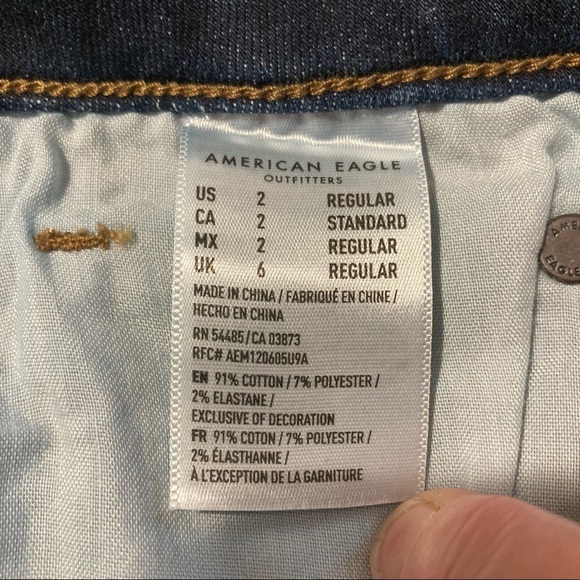 AMERICAN EAGLE  Sz 2 High Rise Mini Denim Jean Skirt Mid-Wash - Picture 13 of 14